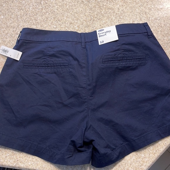 Old navy, blue size 10 everyday shorts - Picture 3 of 3